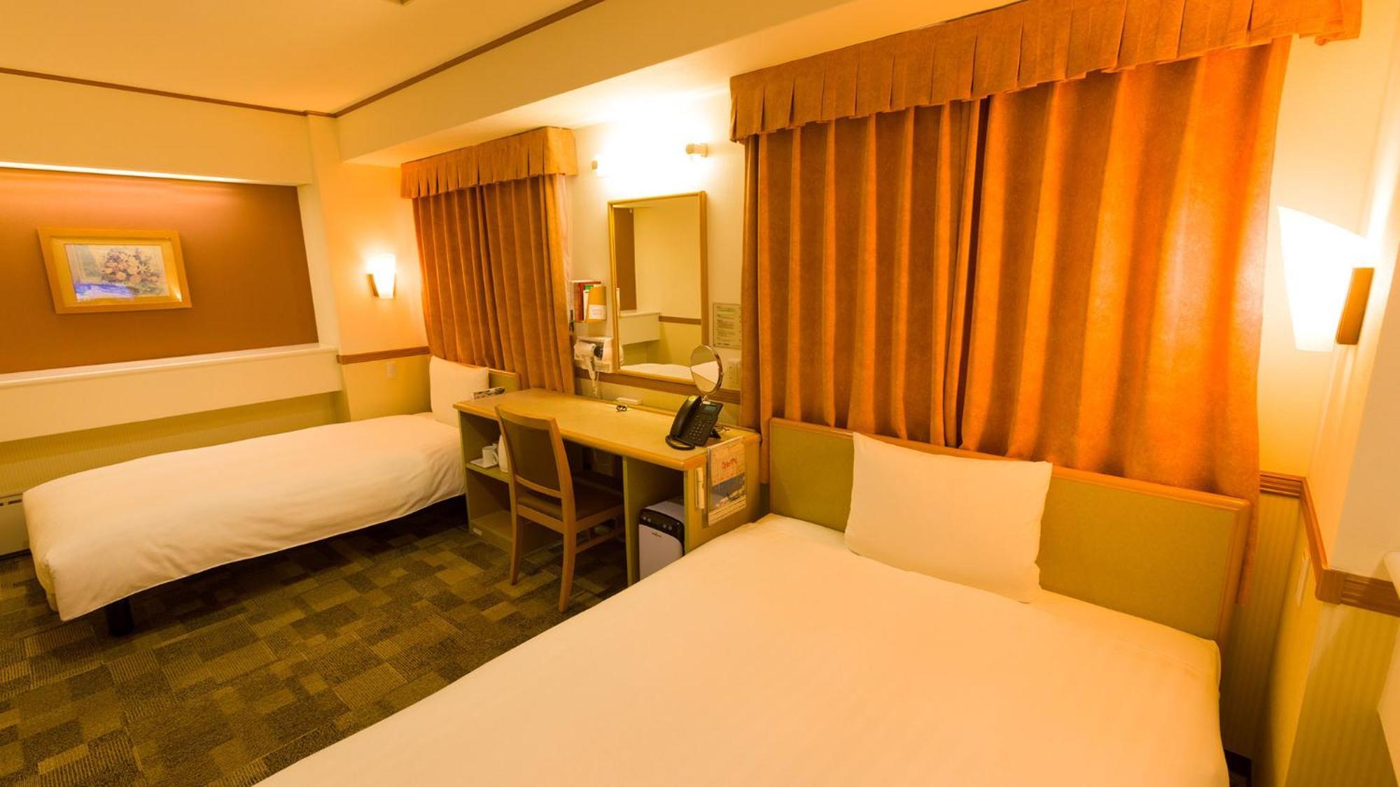 Toyoko Inn Shizuoka Fujieda Eki Kita Guchi Szoba fotó